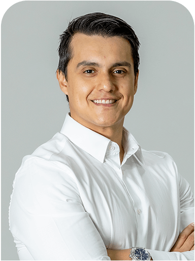 Dr. Gustavo Solano Sopó